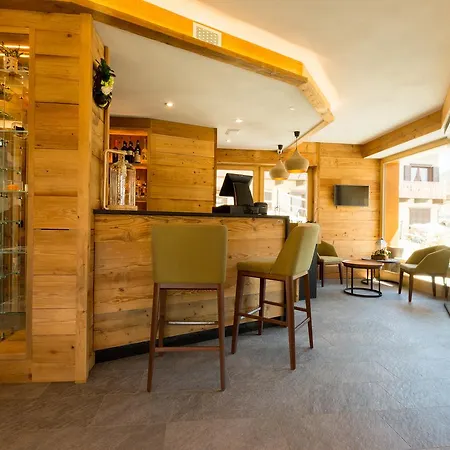 Rose Livigno